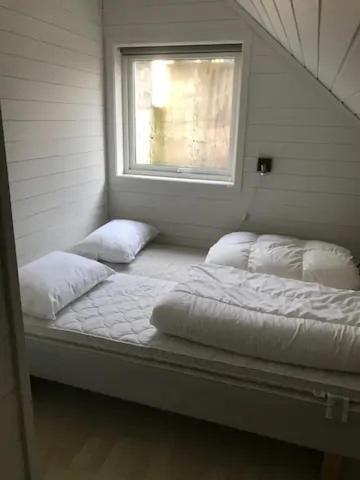 Flekkeroy Sjoboder 4 Soverom 8 Senger Kjere Exterior photo